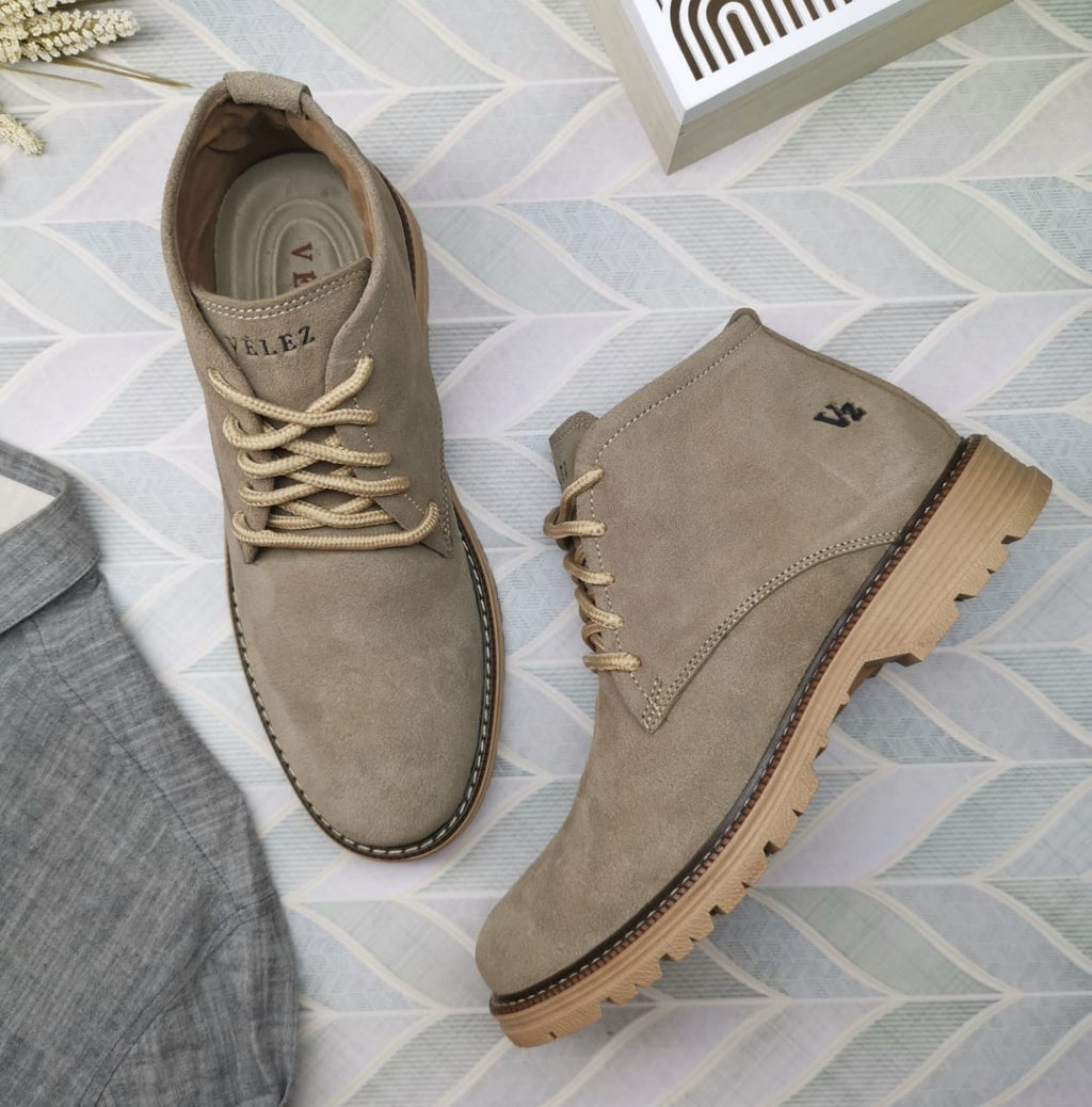 UrbanSuede™ – Botines de gamuza con suela dentada